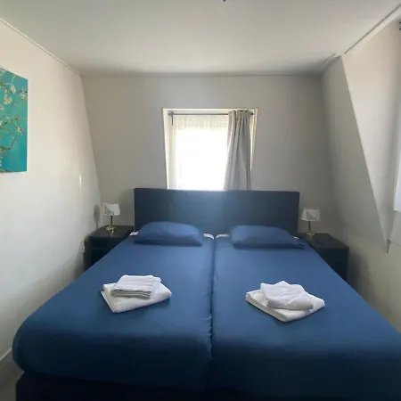't Sonnehuys 2* Den Haag