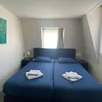 't Sonnehuys 2* Den Haag